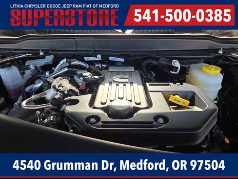 New 2026 RAM 3500 Laramie AWD/4WD image 17