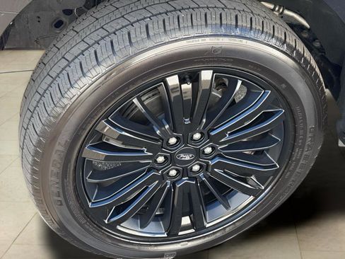 Certified 2024 Ford F150 Platinum w/ Equipment Group 702A High image 25