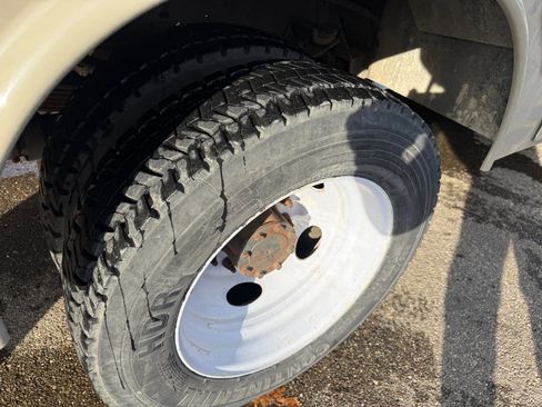 Used 2013 Ford F450 XL w/ High Capacity Trailer Tow Pkg image 8