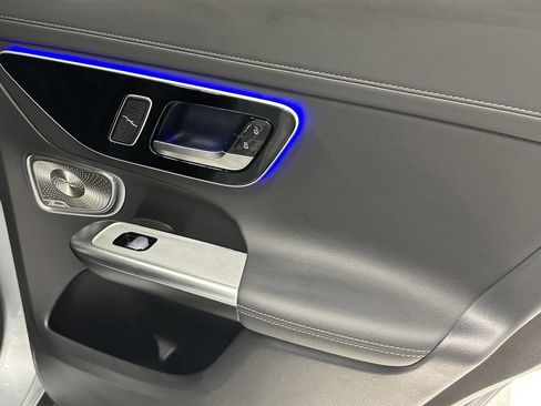 Certified 2024 Mercedes-Benz GLC 300 image 20