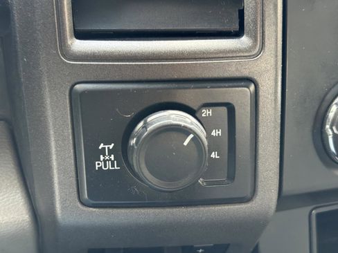 Used 2019 Ford F350 XL w/ Power Equipment Group AWD/4WD image 18