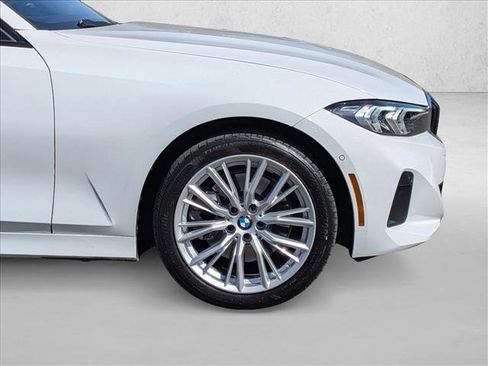 Used 2023 BMW 330i Sedan w/ Premium Package RWD image 25