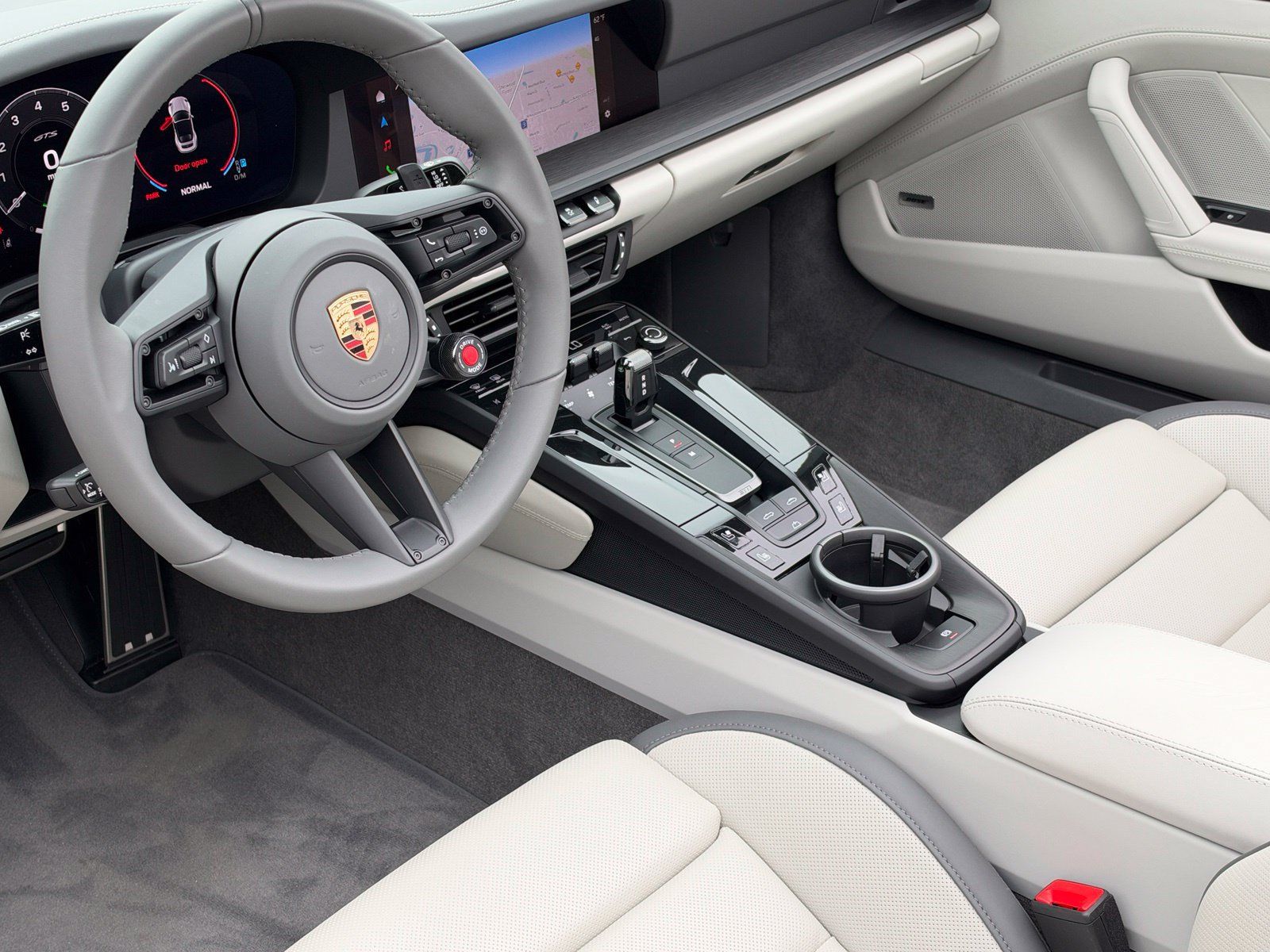 Certified 2026 Porsche 911 Carrera GTS RWD image 4