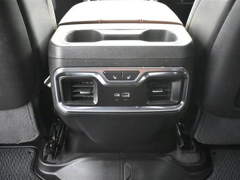 Used 2024 GMC Sierra 3500 Denali Ultimate image 23