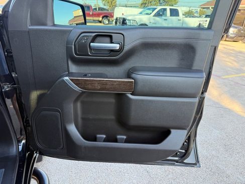 Used 2020 GMC Sierra 1500 Elevation w/ Elevation Value Package image 19