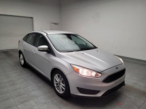 Used 2015 Ford Focus SE FWD image 13