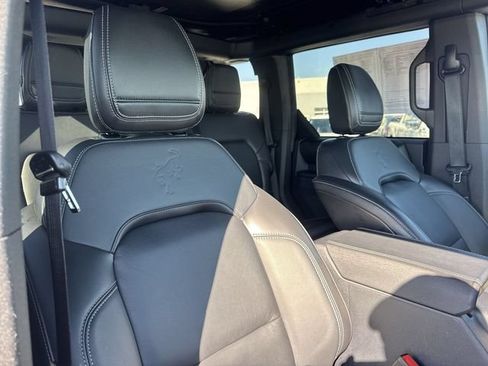 Used 2025 Ford Bronco Outer Banks AWD/4WD image 25