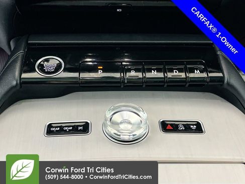 Used 2025 Lincoln Navigator L Reserve image 10