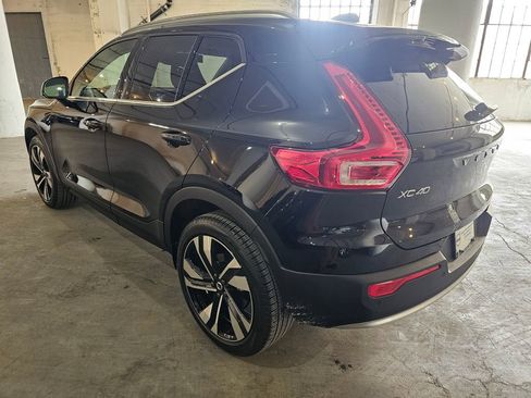 Certified 2025 Volvo XC40 B5 Ultra w/ Protection Package Premier AWD/4WD image 2