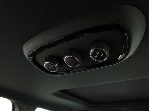 Used 2025 Dodge Durango R/T image 18