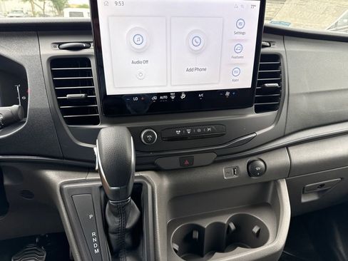 New 2026 Ford Transit 250 148 Medium Roof RWD image 9