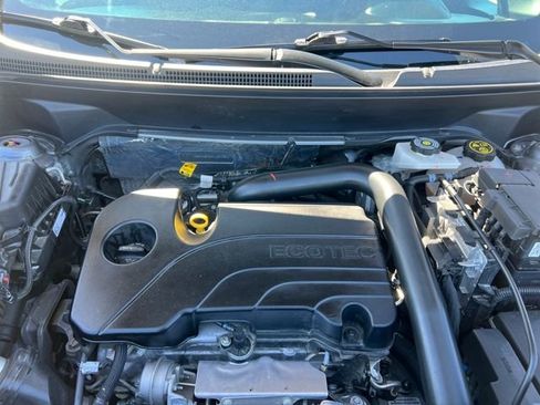 Used 2023 Chevrolet Equinox RS FWD image 29