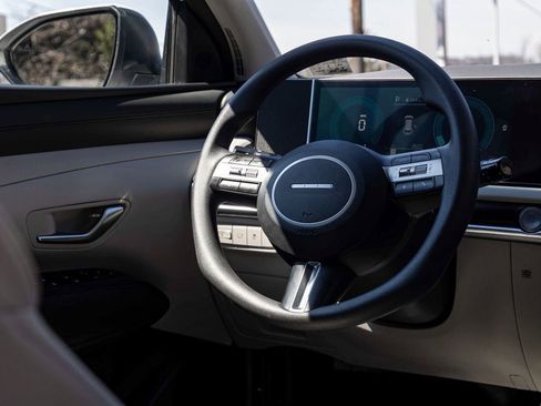 Used 2025 Hyundai Tucson SEL image 25