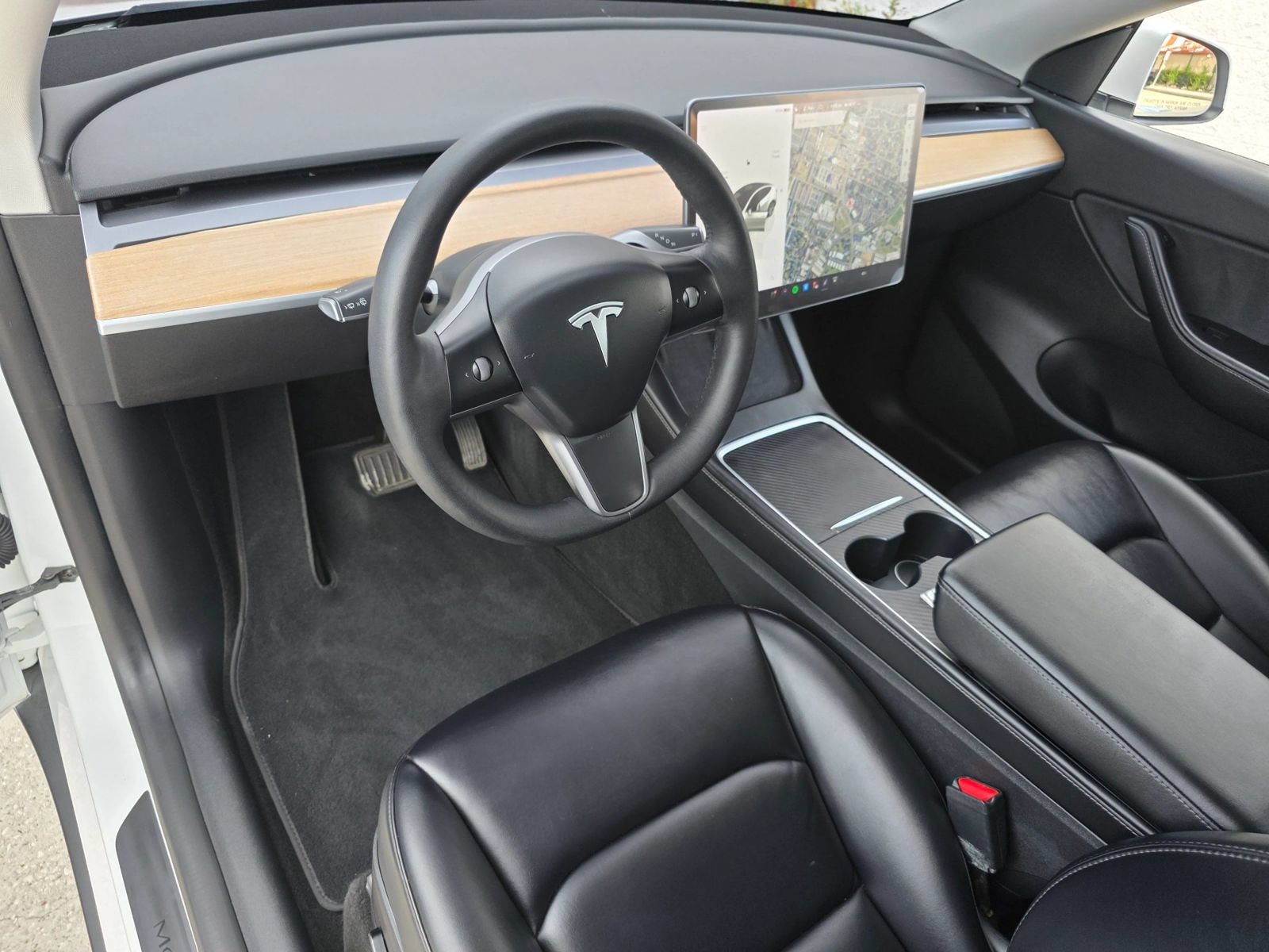 Used 2022 Tesla Model Y Long Range AWD/4WD image 12