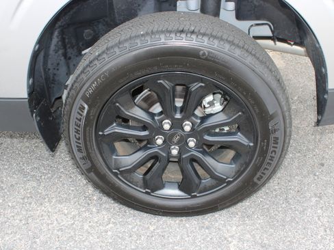Used 2023 Ford Maverick XLT w/ XLT Luxury Package FWD image 11