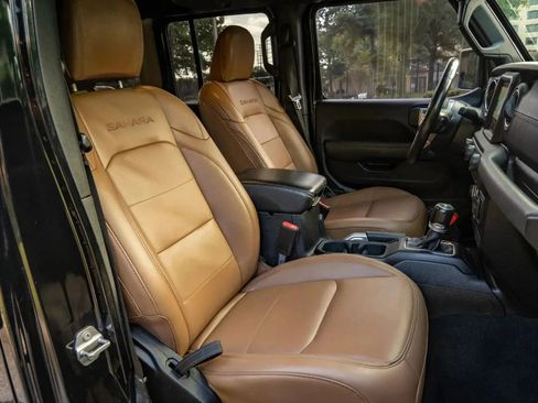 Used 2021 Jeep Wrangler Unlimited Sahara AWD/4WD image 16