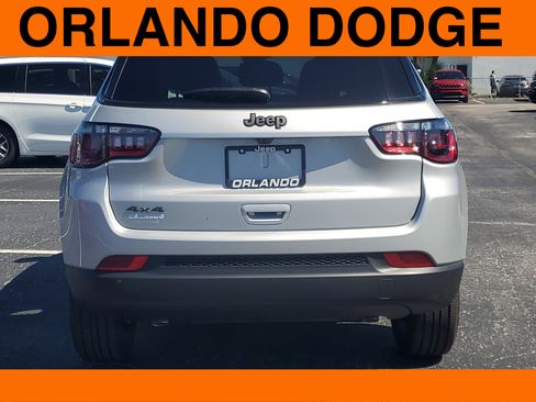 New 2026 Jeep Compass Latitude image 6