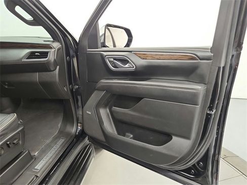 Used 2023 Chevrolet Tahoe Premier image 37