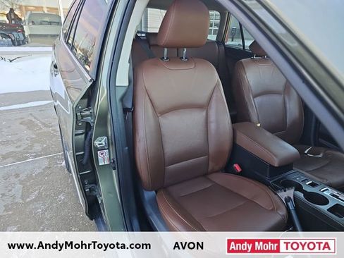 Used 2017 Subaru Outback 3.6R Touring w/ Popular Package #5A image 38