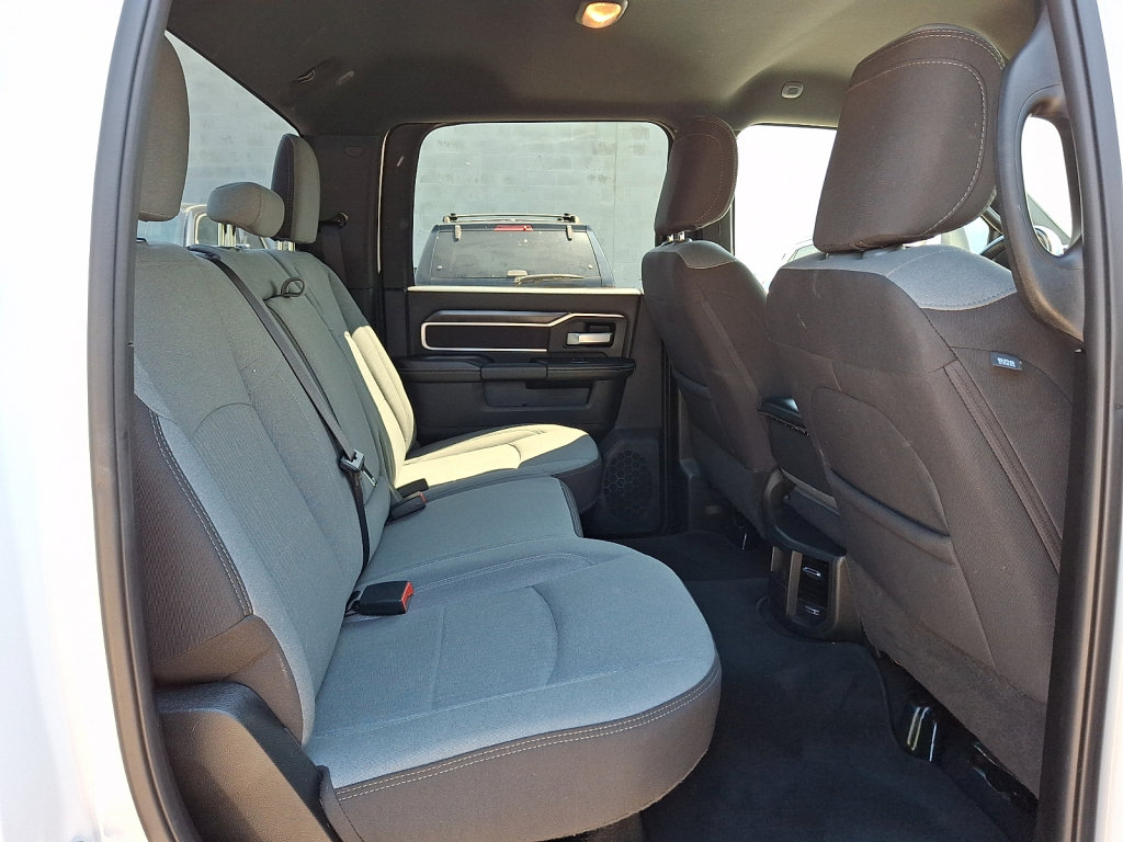 Used 2024 RAM 3500 Big Horn AWD/4WD image 15