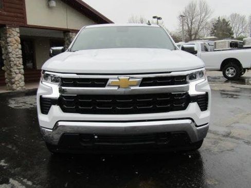 Used 2024 Chevrolet Silverado 1500 LT w/ Work Truck Package AWD/4WD image 3