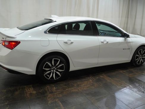 Used 2022 Chevrolet Malibu RS w/ LPO, Floor Liner Package image 3