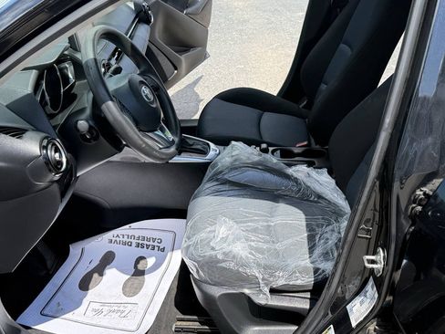 Used 2018 Toyota Yaris iA FWD image 18