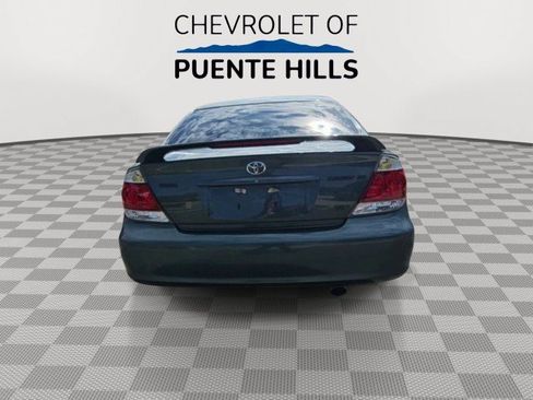 Used 2005 Toyota Camry SE FWD image 7