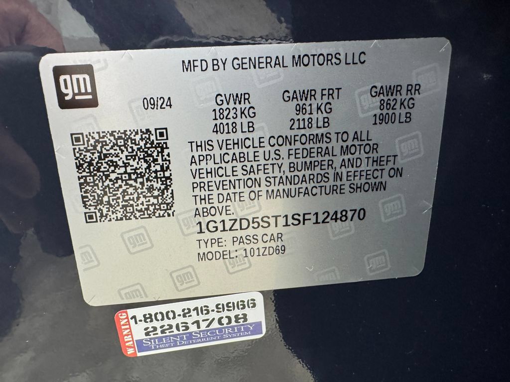 Used 2025 Chevrolet Malibu LT FWD image 32