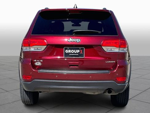 Used 2019 Jeep Grand Cherokee Laredo image 5