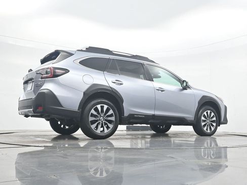 Used 2024 Subaru Outback Touring XT AWD/4WD image 29