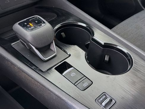 Used 2023 Nissan Rogue SV FWD image 20