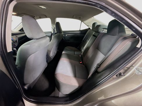 Used 2018 Toyota Corolla LE FWD image 24