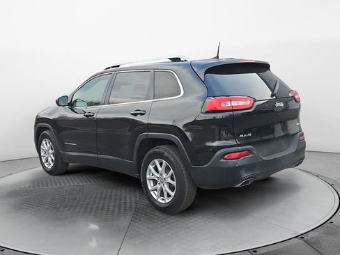 Used 2016 Jeep Cherokee Latitude w/ Safety/Convenience Group image 3