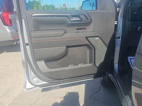 New 2026 GMC Sierra 1500 AT4 w/ Technology Package AWD/4WD image 10
