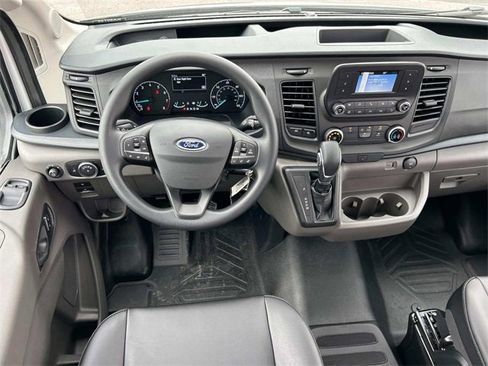 New 2025 Ford Transit 250 148 Medium Roof image 14