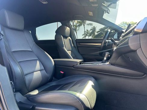 Used 2021 Honda Accord Sport image 9