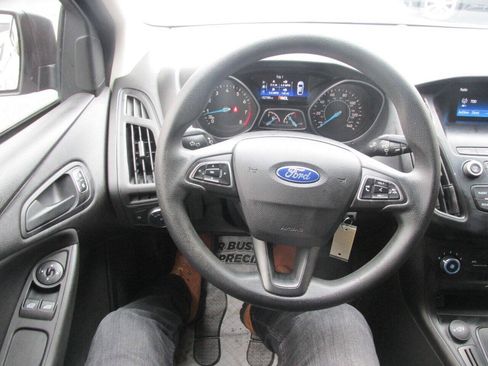 Used 2018 Ford Focus S FWD image 47