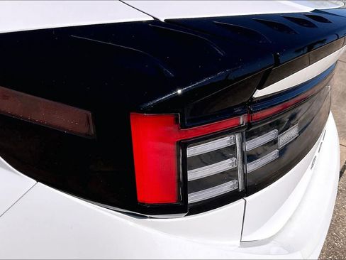 Used 2025 Hyundai Sonata Limited FWD image 52