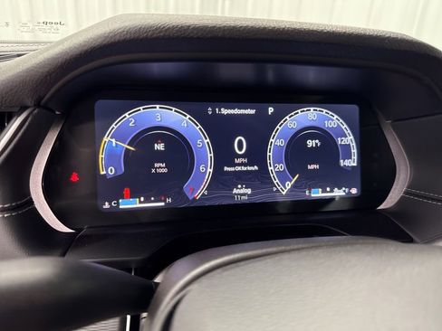 New 2025 Jeep Grand Cherokee L Altitude image 22