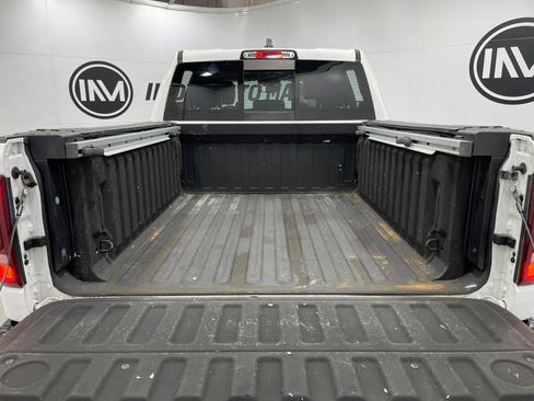 Used 2020 RAM 1500 Laramie AWD/4WD image 25