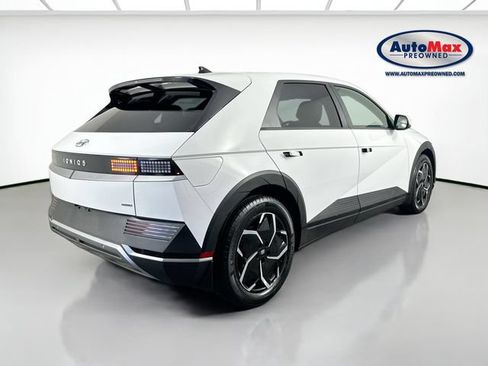 Used 2024 Hyundai Ioniq 5 SEL AWD/4WD image 2