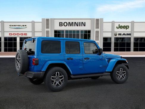 New 2025 Jeep Wrangler Unlimited Sahara AWD/4WD image 4