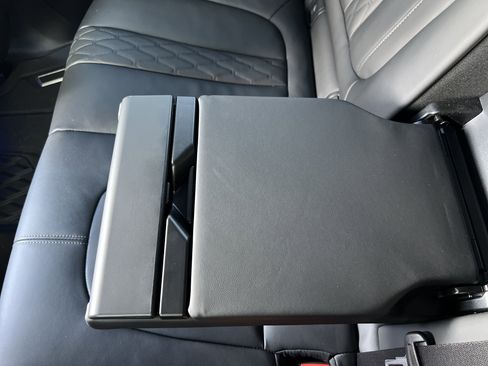 Certified 2025 BMW X5 M60i image 42