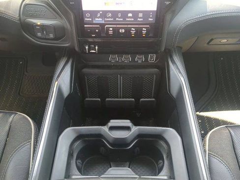 Certified 2025 RAM 2500 Limited AWD/4WD image 21