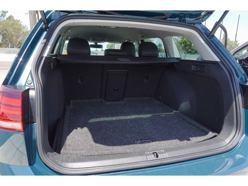 Used 2019 Volkswagen Golf Alltrack S AWD/4WD image 24