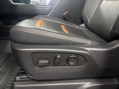 Used 2022 GMC Sierra 1500 AT4 w/ AT4 Premium Package image 34