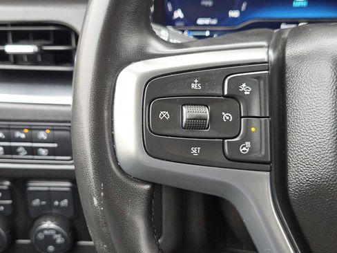 Certified 2024 Chevrolet Suburban Z71 w/ Luxury Package image 26