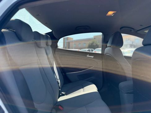 Used 2016 Hyundai Accent SE w/ Option Group 03 FWD image 24