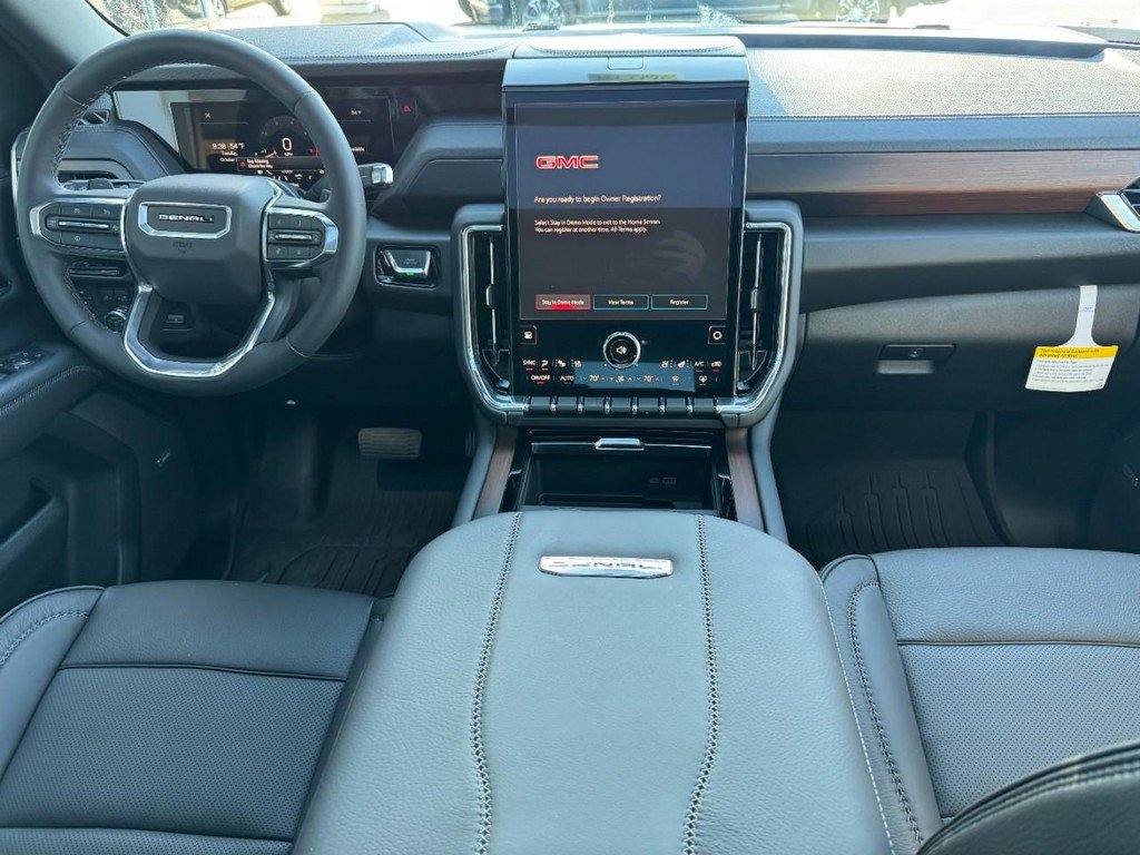 New 2026 GMC Yukon Denali w/ Sun & Power Step Package AWD/4WD image 11